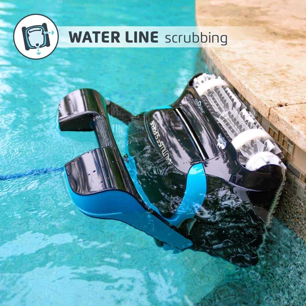 Dolphin Nautilus CC Supreme In Action